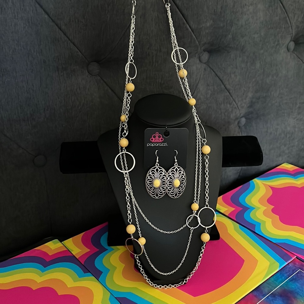 Paparazzi Jewelry Long 3 Chain Silver Beaded
Yellow Lemon Ball Necklace